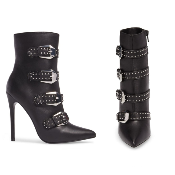 Sassy & Sexy Steve Madden Black Leather Booties - Picture 2 of 12